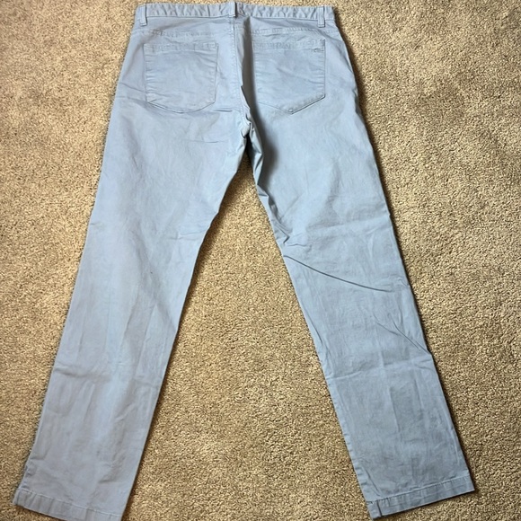 Calvin Klein men’s size 33x32 gray pants - Picture 2 of 6